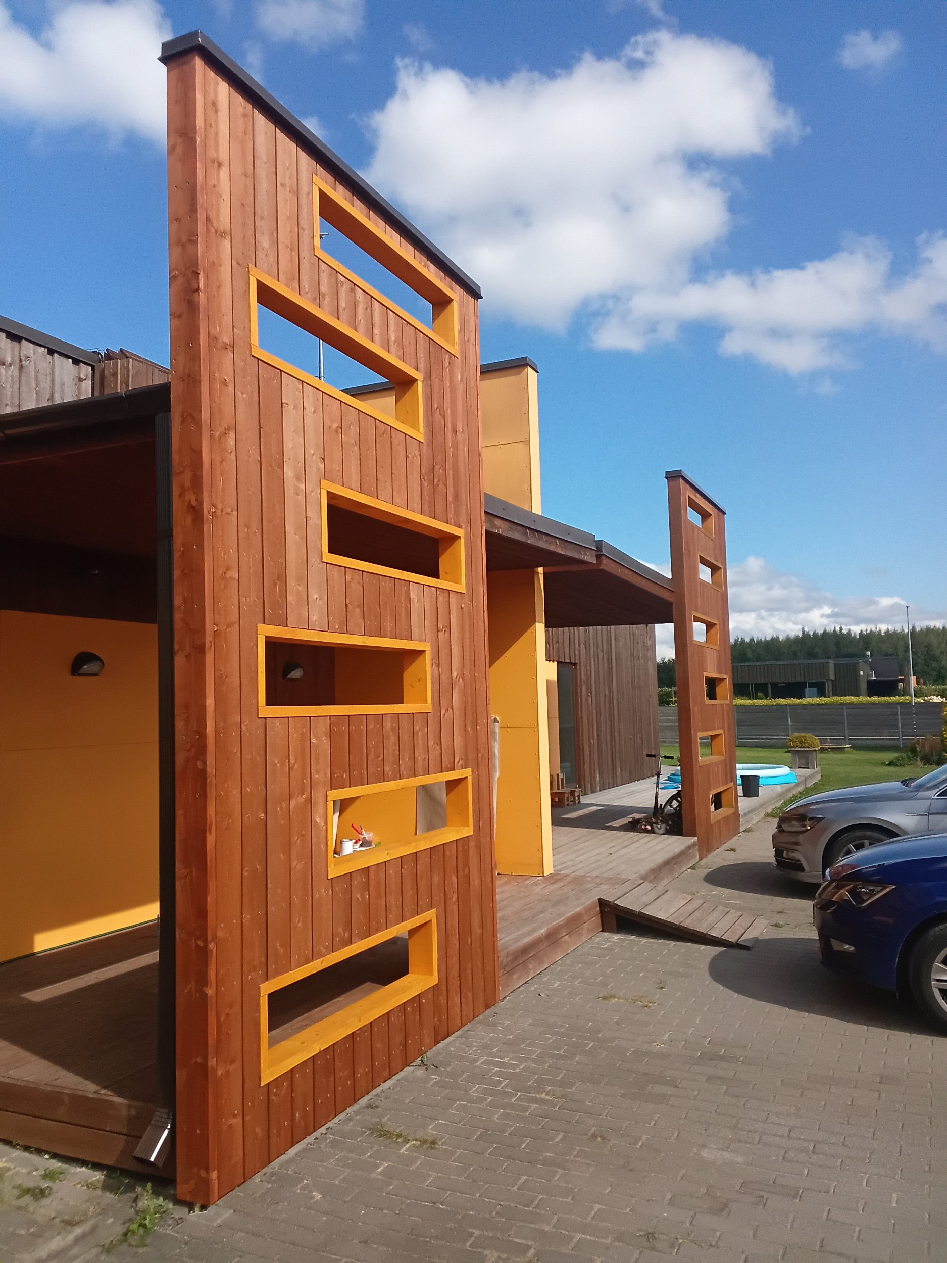 Majaesise paneeli taastamine